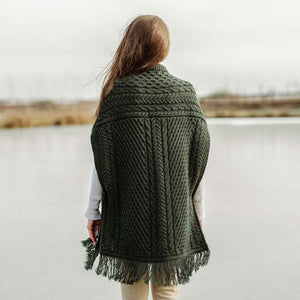 Women's Cable Pattern Pocket Shawl, Army Green