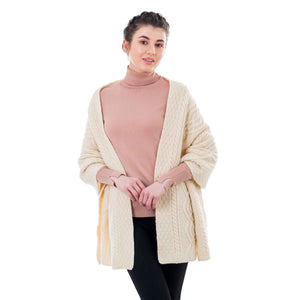 Women's Classic Cable Wool Wrap, Natural