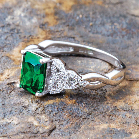 Green Crystal Celtic Trinity Ring