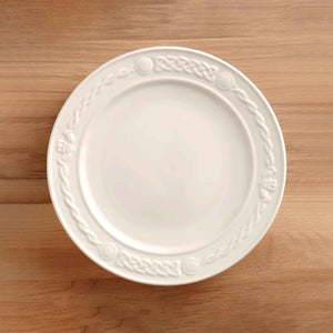 Belleek Claddagh Accent Plate