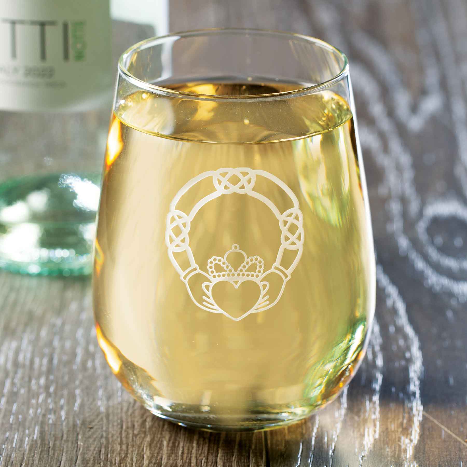 Claddagh Stemless Wine Glass – Creative Irish Gifts