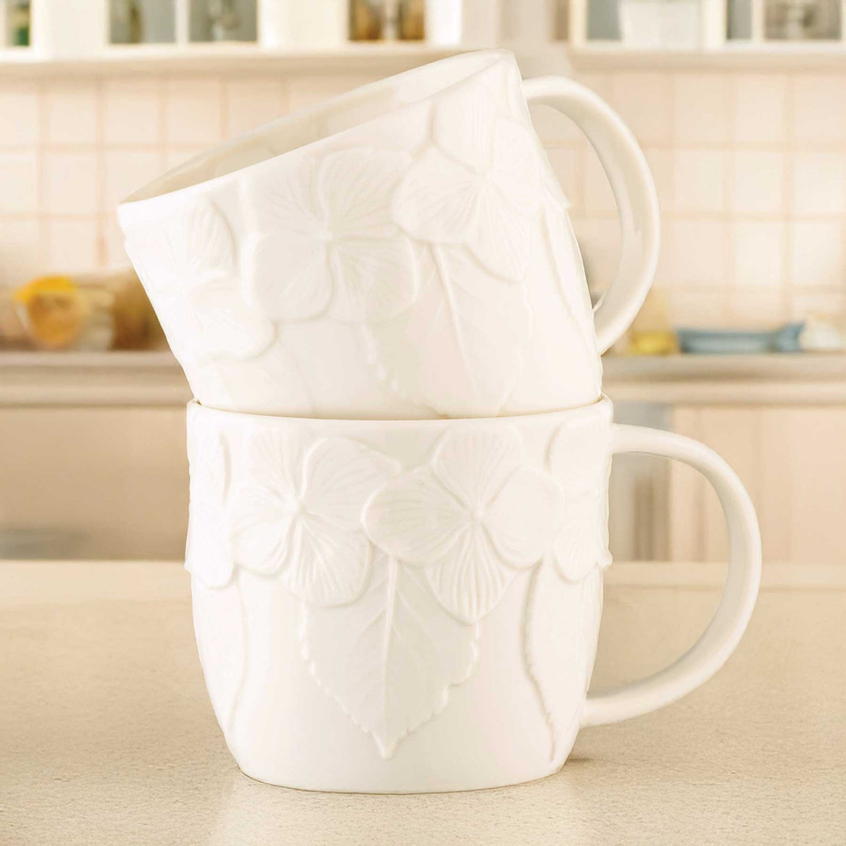 Belleek Classic Hydrangea Set of Two Mugs