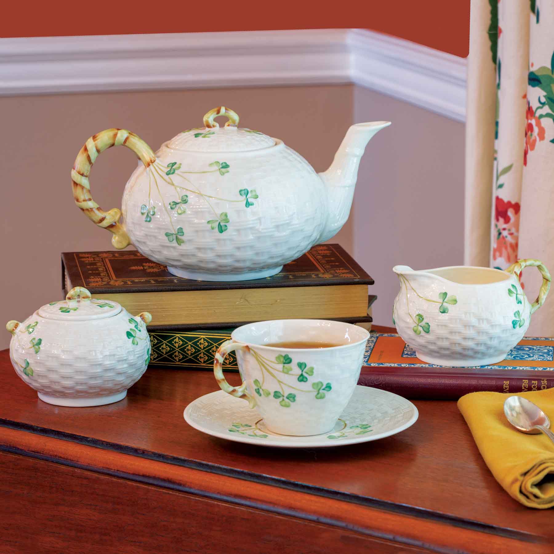 BELLEEK SHAMROCK HARP CUP & SAUCER - Irish Crossroads